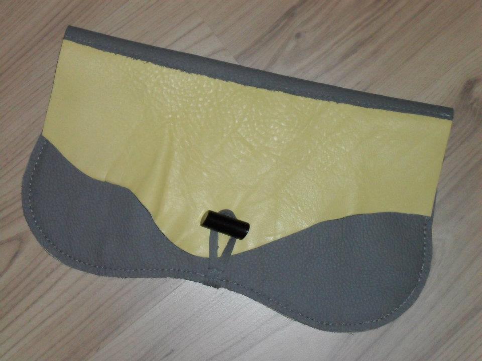 Unique genuine leather little bag 