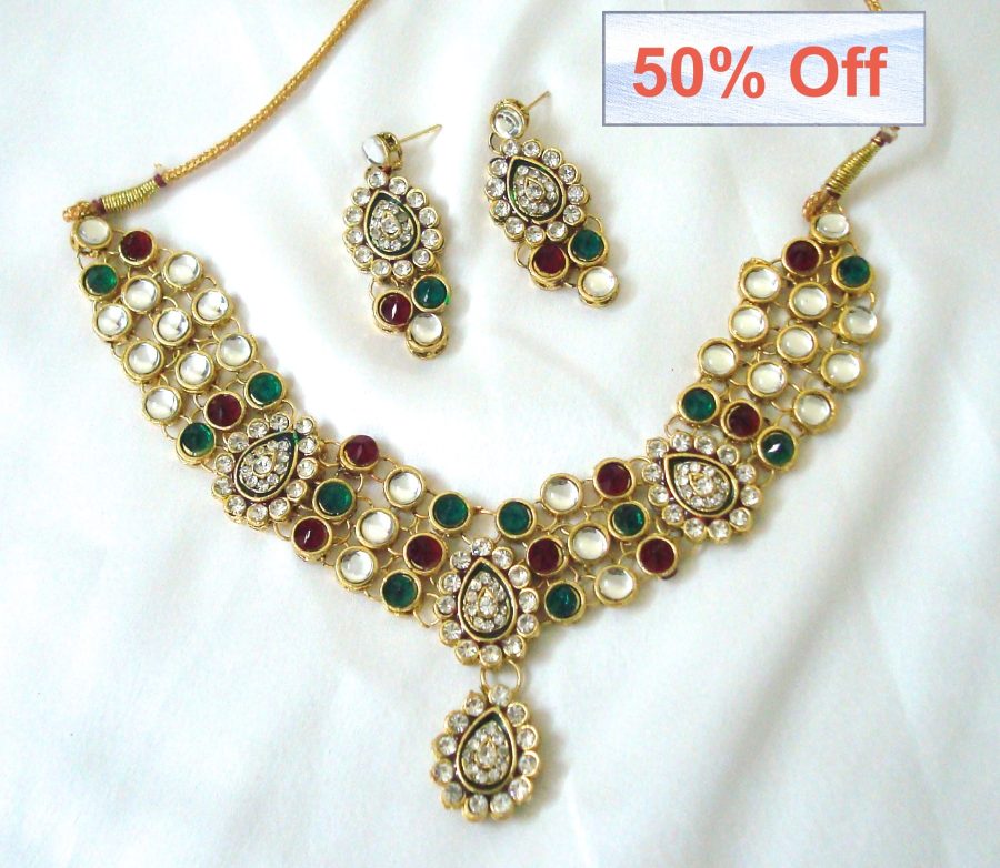 50 % off on Indian Kundan Necklace with matching earrings