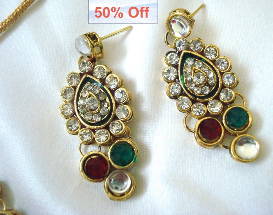 50 % off on Indian Kundan Necklace with matching earrings
