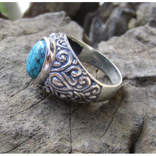 Silver ring bun carving motif turqoise