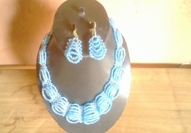 Bell ring sandbead necklace and earrings